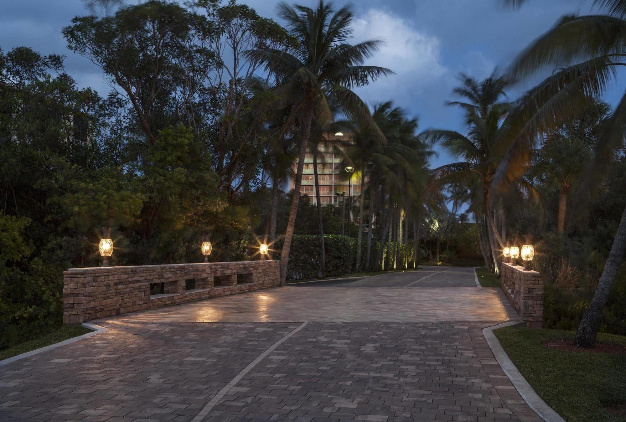 Jupiter Beach Resort & Spa Exterior photo